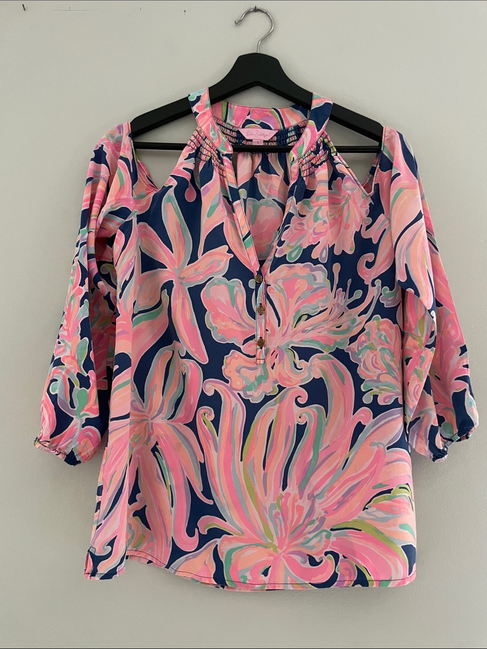 Lilly Pulitzer Blouse Silk Cold Shoulder Pink Size S Floral Resortwear